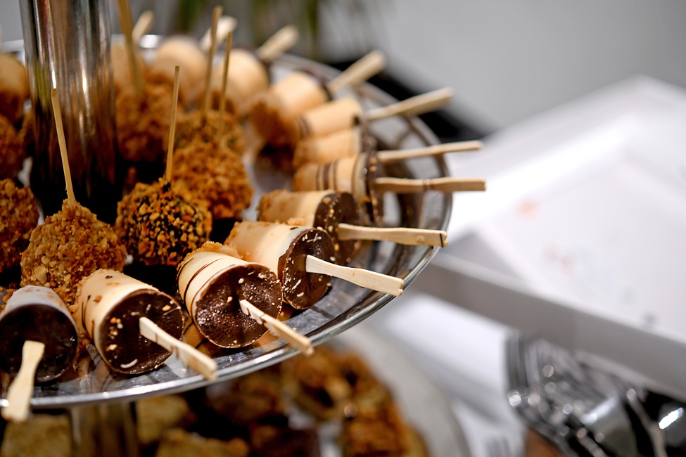 מגשי מתוקים