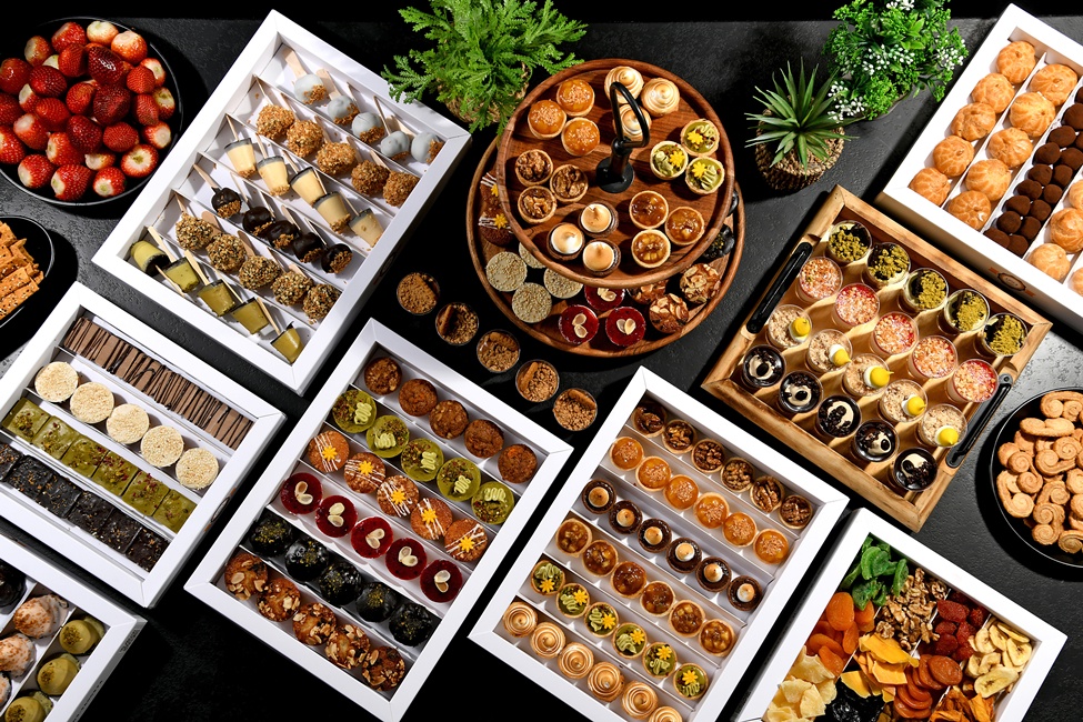 מגשים מתוקים